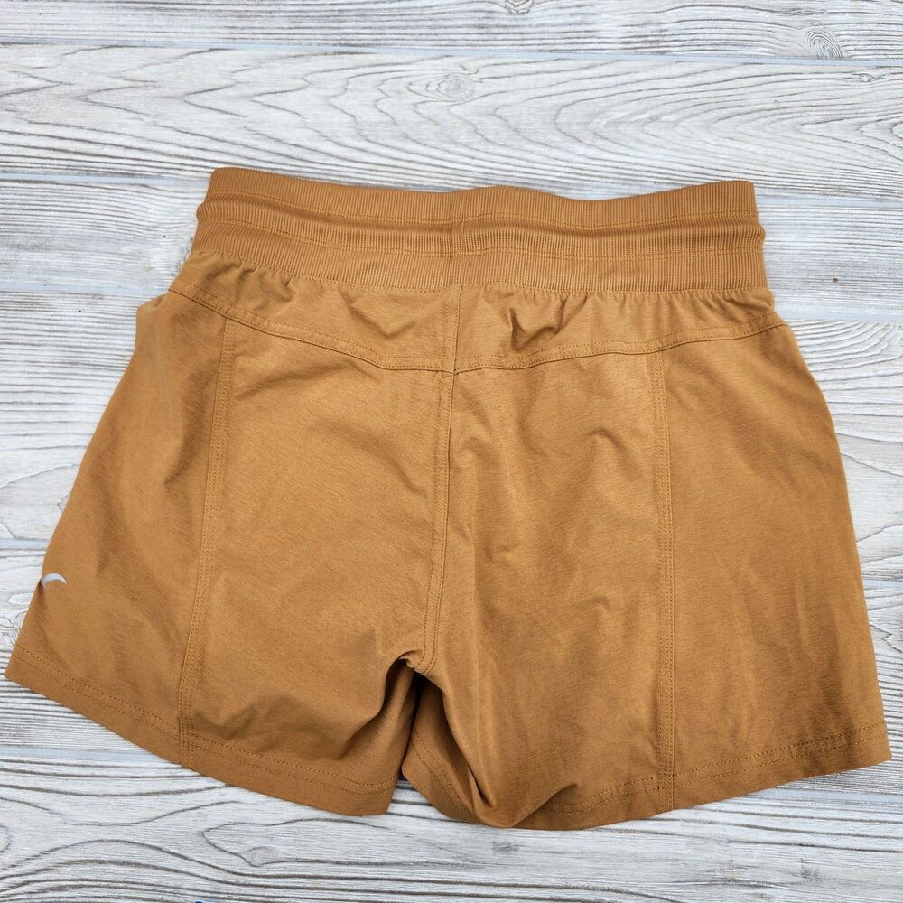 (S) Zyia Active shorts - Picture 3 of 4